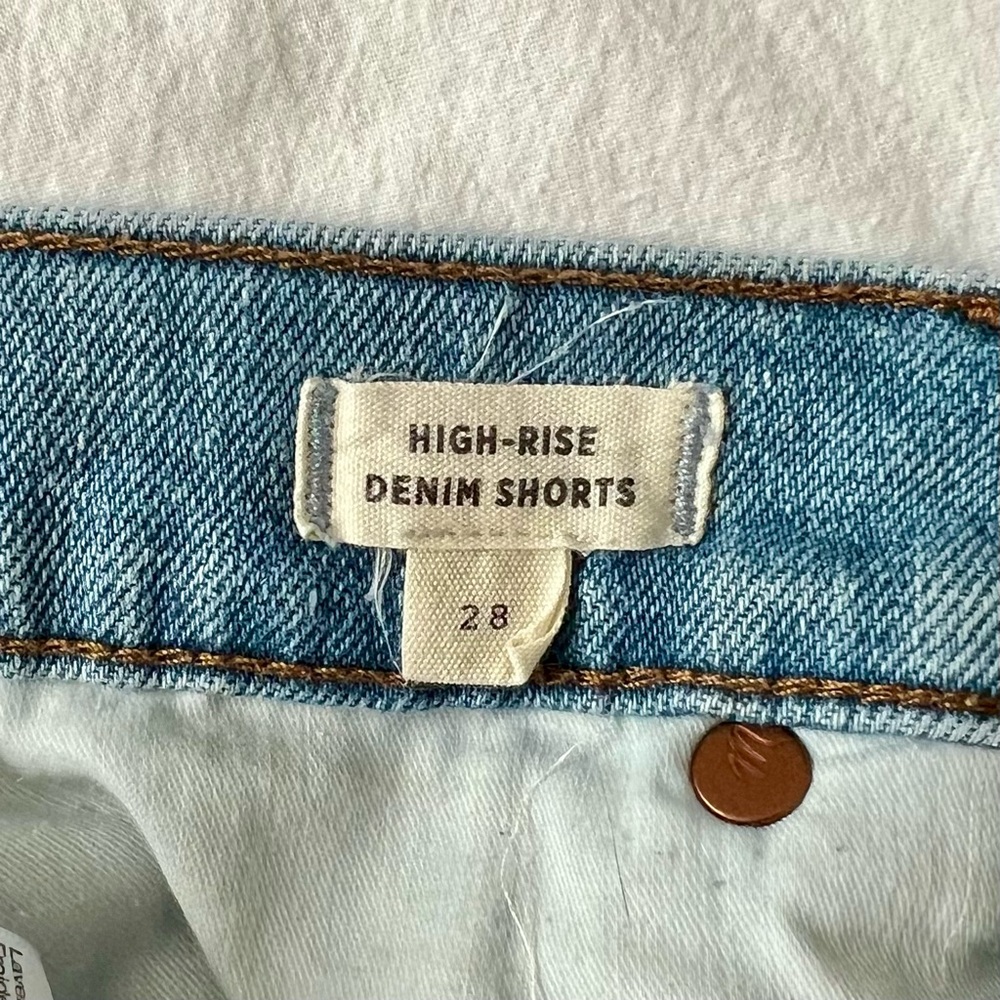 Madewell High Rise Denim Shorts - Size 28 - Watt Wash - Picture 5 of 5